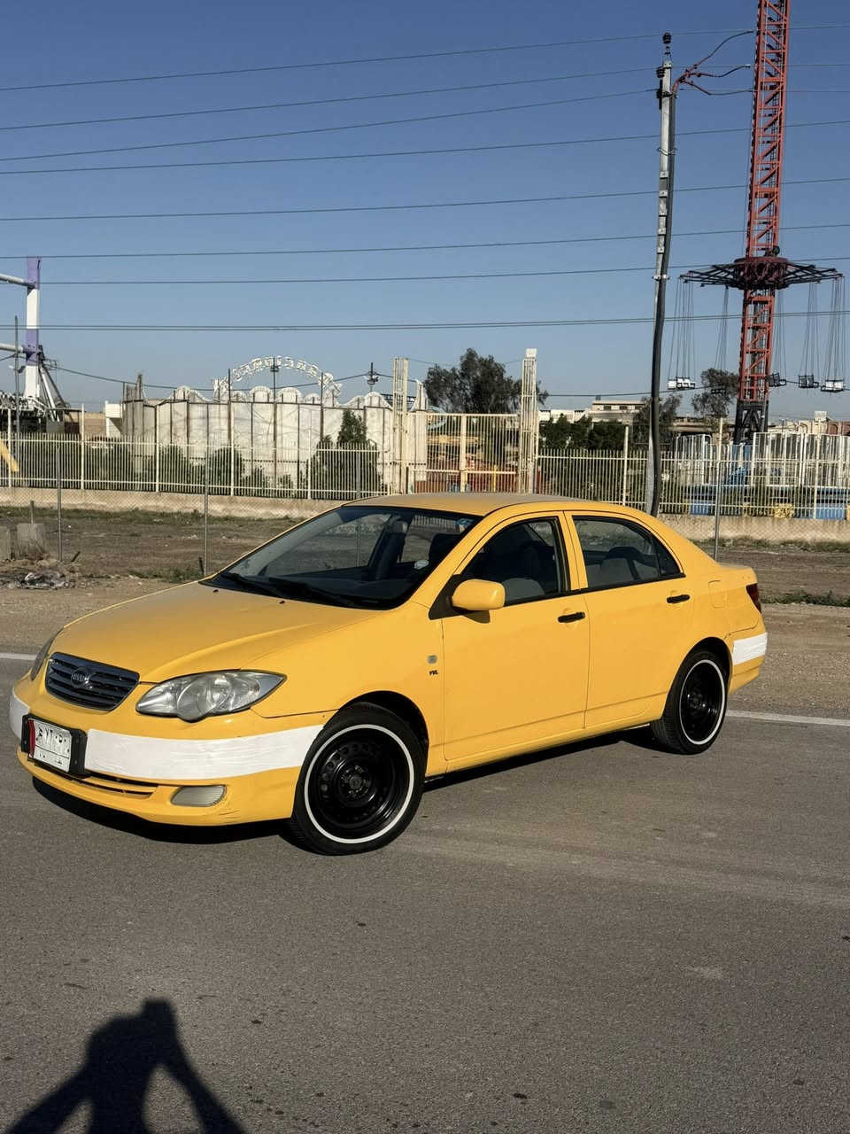 السلام عليكم بي وايدي F3 2019 استلام 2021 رقم بغداد تحويل ثاني يوم مكفوله كفاله عامه عامه كير ومكينه جدد بعدهن سياره جديده مامتعوبه حته تكسي ماشتغل بيه صدر امامي خلفي جديد تخم تاير جديد تبريد ثلاجه تتفئه كله شغاله سياره خير من الله جاهزه على اخر حبايه ماشيه 90 داخل اسود لمرغوب دوشمه جديده كير عادي مكاني بغداد سعر 75 
***********
