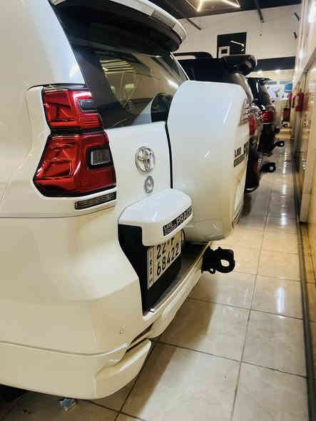 برادو 2020 للبيع   سلندر 4VX 
سيارة جديده ماشية71 الف حقيقي 
 رقم اربيل بأسمي تحويل ثاني يوم 
مكفولة السيارة من الصبغ والتبديل عدا شخط صغير جدا في جاملغ الامامية 
حساس خلفي 
كيجات لگزز 
انارة ترحيب ليزرية  
كشنات جلد 
لايتات زينون
كشاف زينون
كراسي امامي كهرباء 
تحكم ستيرن جهتين
السيارة موجودة بغداد 
السعر. 38 الف
الاستفسار الاتصال ***********
