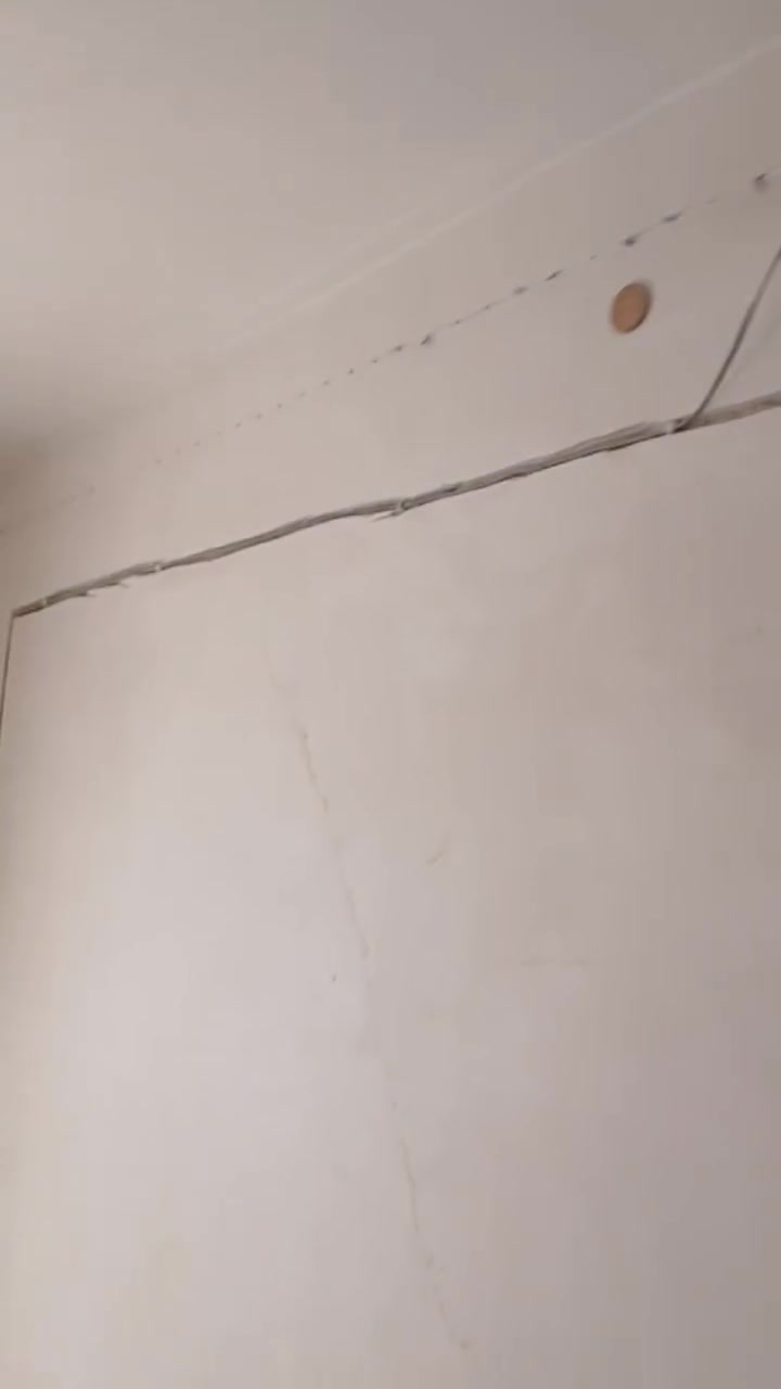 -​صبغ جدران داخلي وخارجي.
-عمل السقوف الثانوية بعمل من الدرجة الاولى.
-​ترميم الخدوش والحفر في الجدارن ومعالجة الرطوبة 
-صبغ الشبابيك والحديد والسقايف 
-للاستفسار اتصال او واتساب او مراسلة الصفحه ***********
