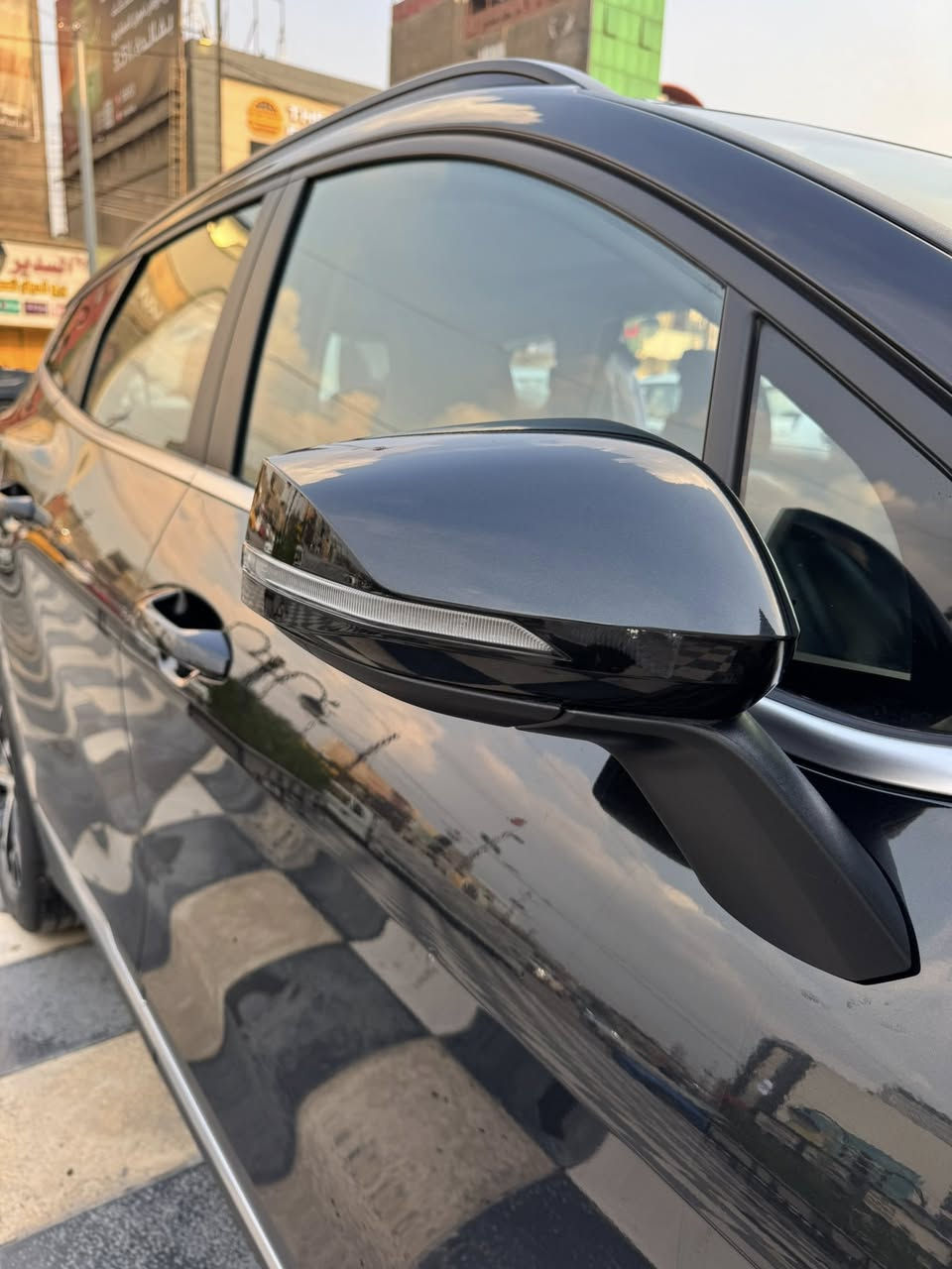 سبورتج موديل 2023 السياره ماشيه 42 هايبرد حادثها باب الصندوق شي بسيط وشرط الفحص
فول الفول تحكم كامرات   فتحت سقف على الكامل  بصمه كل الموصفات موجدا بيها تحكم ذاتي 
السعر 190 مجال بسيط 
*********** 
بغداد الكرخ
