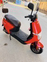 ورحمه الله وبركاتو دراجه شحن نوع رانج 2025 شهر 6  ملف 1500 عدد البطاري...