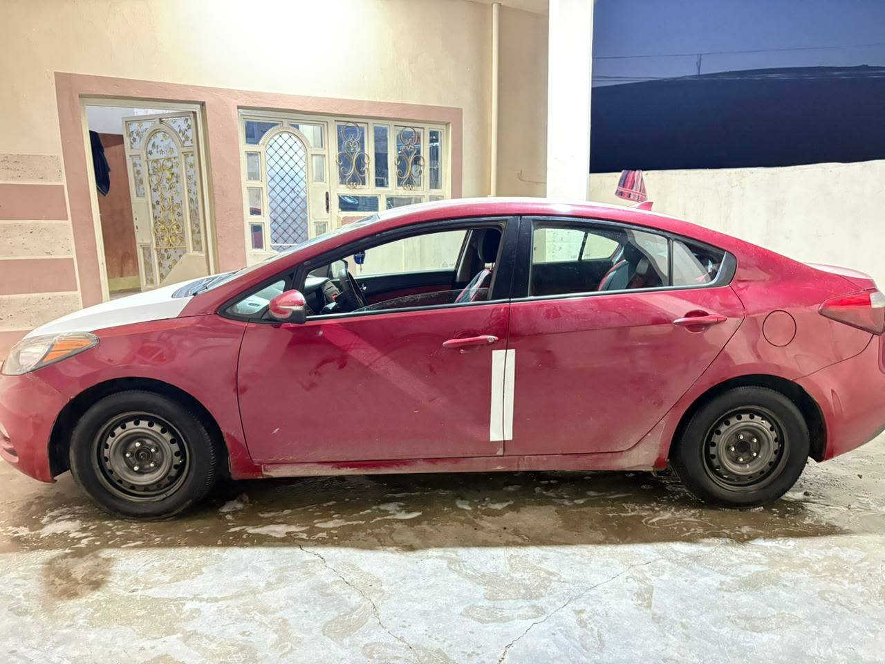 للبيع سياره كيه فورتي 2014
سياره حلوه جديده 
تريد وكاله تحويل 
العنوان. جلولا. الشراي يتصل وادلل  
***********
