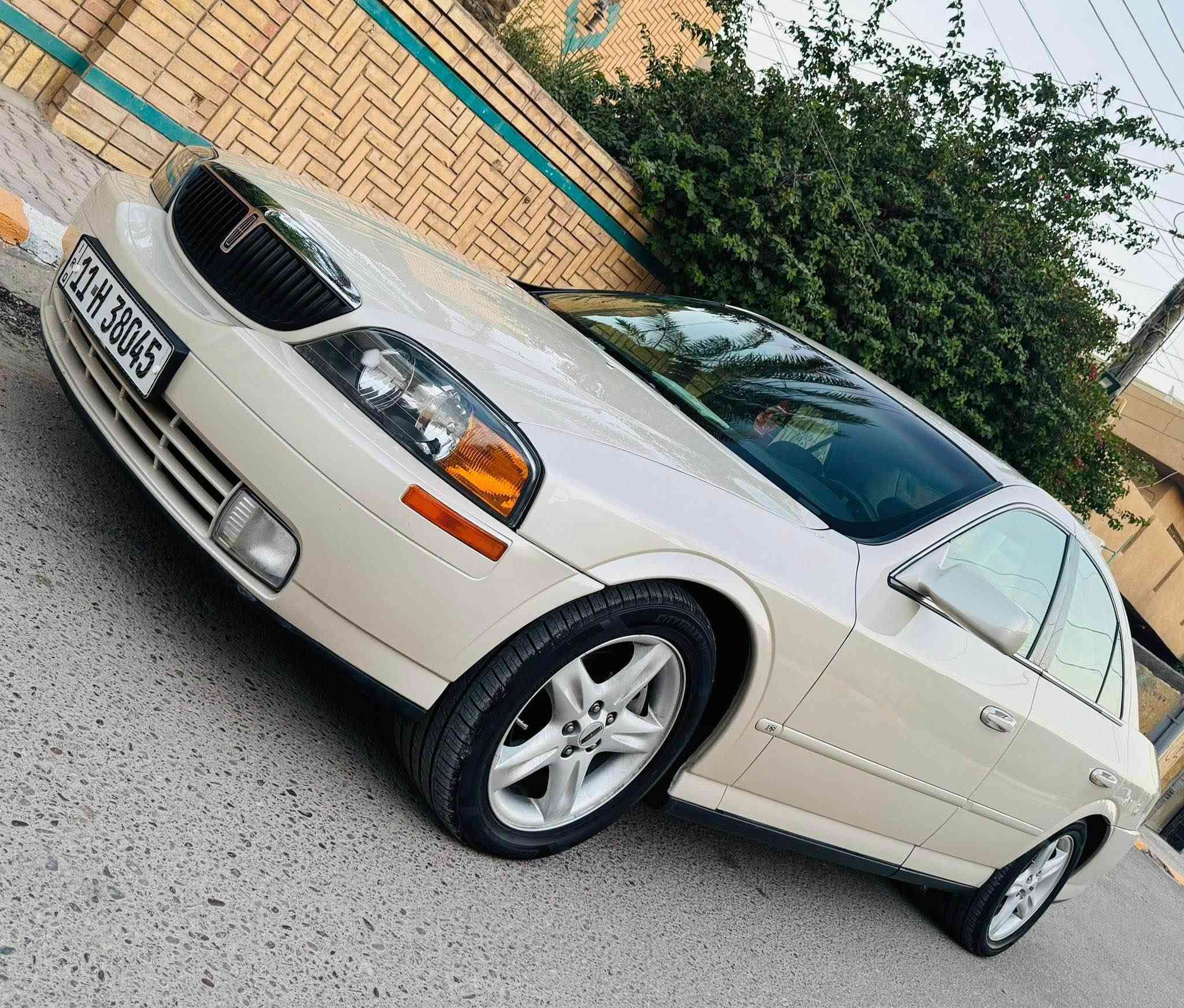 (( فورد لينكولن 2000 خليجي LS ، فول مواصفات ، ماشية 50 الف ، محرك V8 3.9 ، سبير منازل ، رقم بغداد بأسمي ، صبغ قطعتين ، مميزة و نظيفة جداً داخل و خارج ))🌹
:
#_السعر / 98 ورقة💰
:
#_للإستفسار / *********** ☎️
------------------------------ بغداد, العراق
