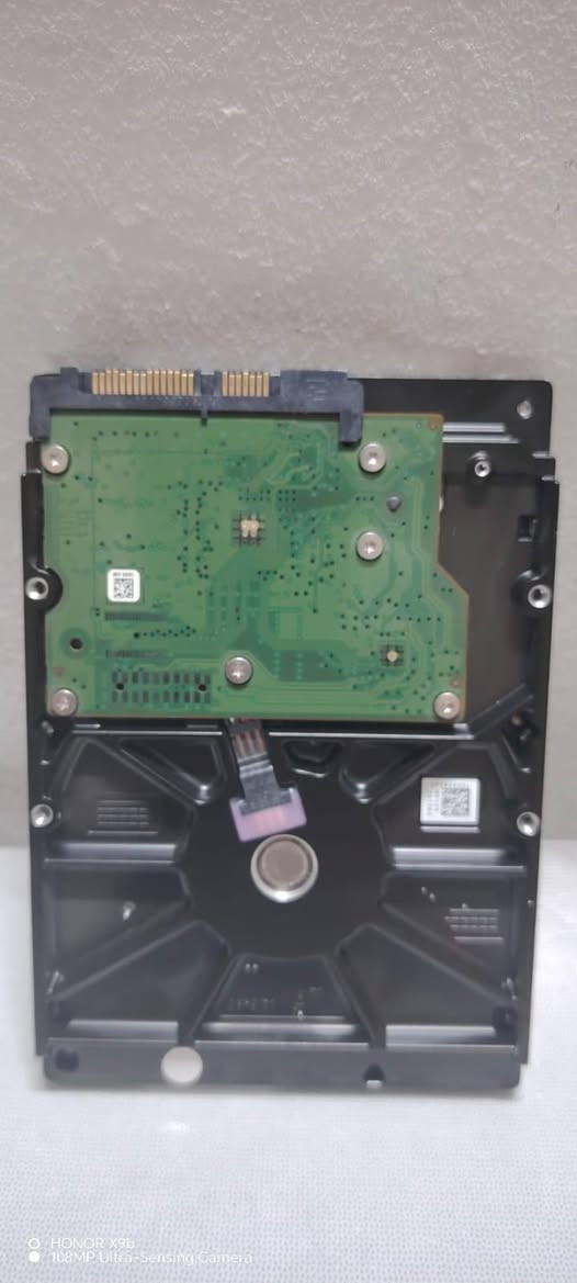 السلام عليكم
هاردات للبيع
هارد ماركة سيكيت ٥٠٠ كيكا كان مشدود على دي في ار فتحته عالحاسبة بس ما يقبل فرمتة سعره ٢٠ 
هارد ماركة دبليو او ٤ تيرا ما يفتح ساكت ٢٥ 
هارد كروشيل ١٢٨ كيكا شغال يفتح ما بيه شي ٢٠
متوفر توصيل كافة محافظات العراق ٥ آلاف
واذا شلع بيهن مجال للطيبين امثالكم.. تحياتي


**إذا كنت صاحب هذا الإعلان وتريد حذفه لأي سبب، رجاءا أرسل رسالة إلى الدعم الفني**