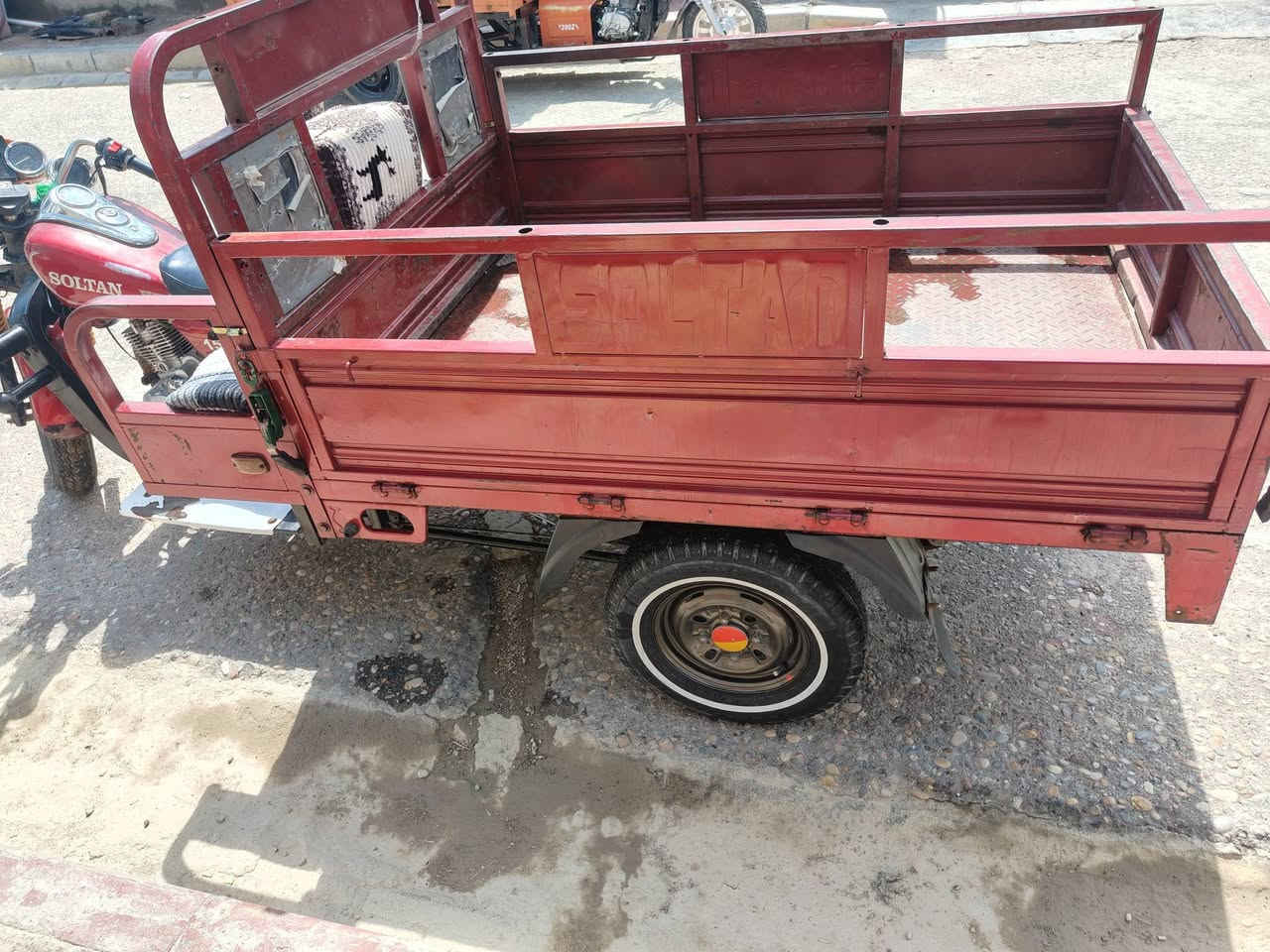 سلام وعليكم ستوتة صلطان بية مكينة متيئار كفالة ستوتة حلوة وخير من يم الله ونضيفة وماء متعوبة المديل 2022 وكيلة سيد خلدون مكاني ناحية سلام ***********
