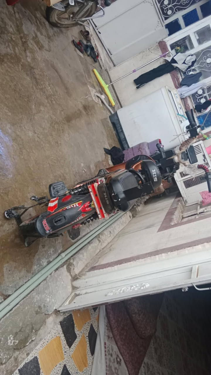 السلام وعليكم ورحمه الله وبركاته بايسكل للبيع شحن كبير نضيف فوال  مكان كركوك سعر 200بي مجال ***********
