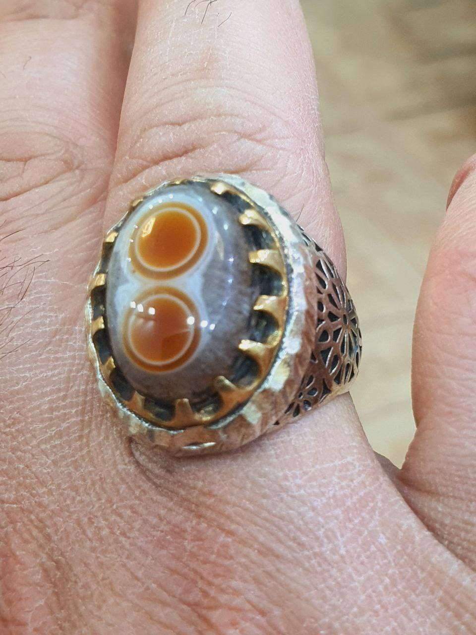 ياللة لعيون الغوالي 
سليماني هندي عينتين 
صياغة يدويه ثقيله


**إذا كنت صاحب هذا الإعلان وتريد حذفه لأي سبب، رجاءا أرسل رسالة إلى الدعم الفني**