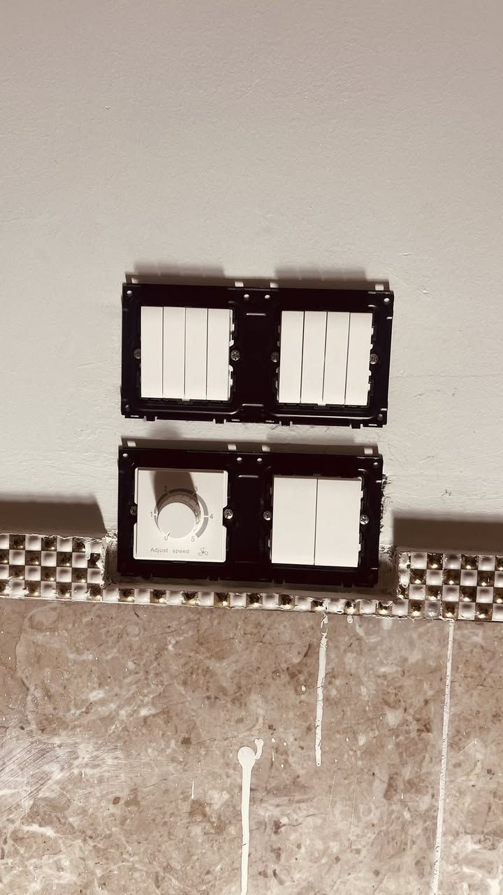 نبدي وياك من الصفر
وننتهي وياك عند التشغيل

المجال الفني...فريق متخصص بالتأسيسات الكهربائية 
نقدم لك الاتي:
1️⃣ مخطط كهرباء مناسب لخريطة البناء وبما  يتيح ان تكون هناك اريحية في مجال توزيع النقاط
2️⃣(اهم خطوة )خبرة في مجال نشر خريطة كهرباء السقف 
3️⃣ نتكفل بتمديد عبارات السبالت،المفرغات و الصاروخيات، الانترنت الكاميرات، وشبكة الستلايت
4️⃣ تسقيط خريطة الكهرباء باشراف فني مختص 
5️⃣ في مرحلة النزالات نقدم لك خدمة حفر الجدران باستخدام الكوسرة  والوزن باستخدام جهاز ليزر
6️⃣ ربط نهايات الاسلاك ب وصلات ربط(بوتلس)
7️⃣ واللي يعرفنه ..الحمد لله انقدم استشارات كهربائية و نصائح صحيحة و مجانا 

ملاحظة : حساب نشر خريطة كهرباء السقف معزول عن سعر النقطة 

للطلب والاستفسار 
تاسيس كهرباء الحديثة 
***********
