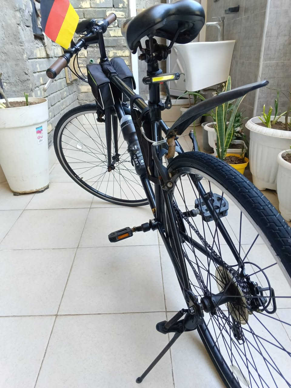 السلام عليكم بايسكل C700للبيع حجم 27السعر 200الف وبي مجال موجود عل خاص وتكدر تتصل  الرقم ***********
