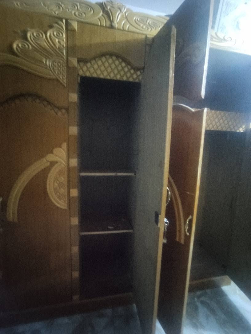 غرفه اخشاب تسكام عراقي بيها نواقص قليله يعني مثل قفاله ويدات الكنتور خمس بيبان طابقين والزاويه وحدها بابين هم طابقين 

السعر 800 وبيها مجال 
الخاص مفتوح 
مكاني كربلاء كربلاء, العراق


**إذا كنت صاحب هذا الإعلان وتريد حذفه لأي سبب، رجاءا أرسل رسالة إلى الدعم الفني**