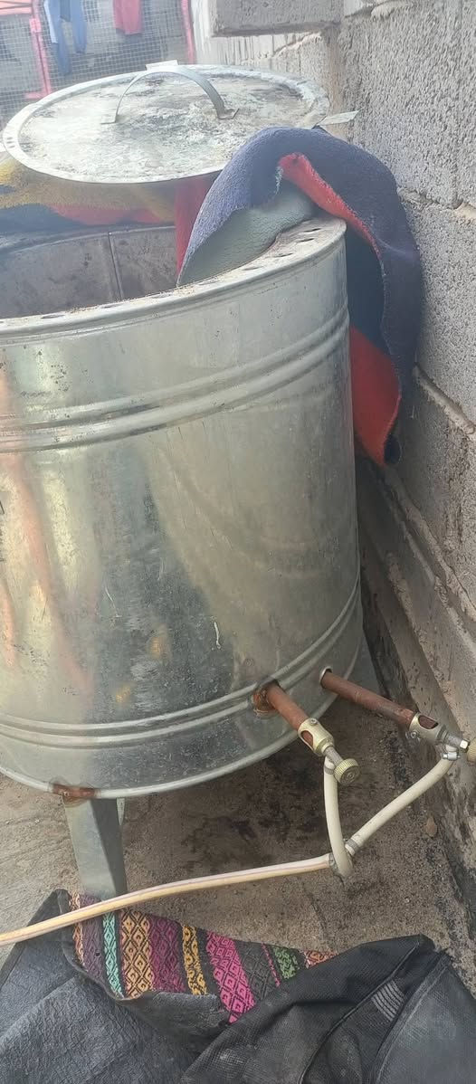 سلام عليكم قنينه غاز للبيع سعر ٦٠ وتنور للبيع سعر ٢٥ قفل ليريده خياخذهن خويه


**إذا كنت صاحب هذا الإعلان وتريد حذفه لأي سبب، رجاءا أرسل رسالة إلى الدعم الفني**