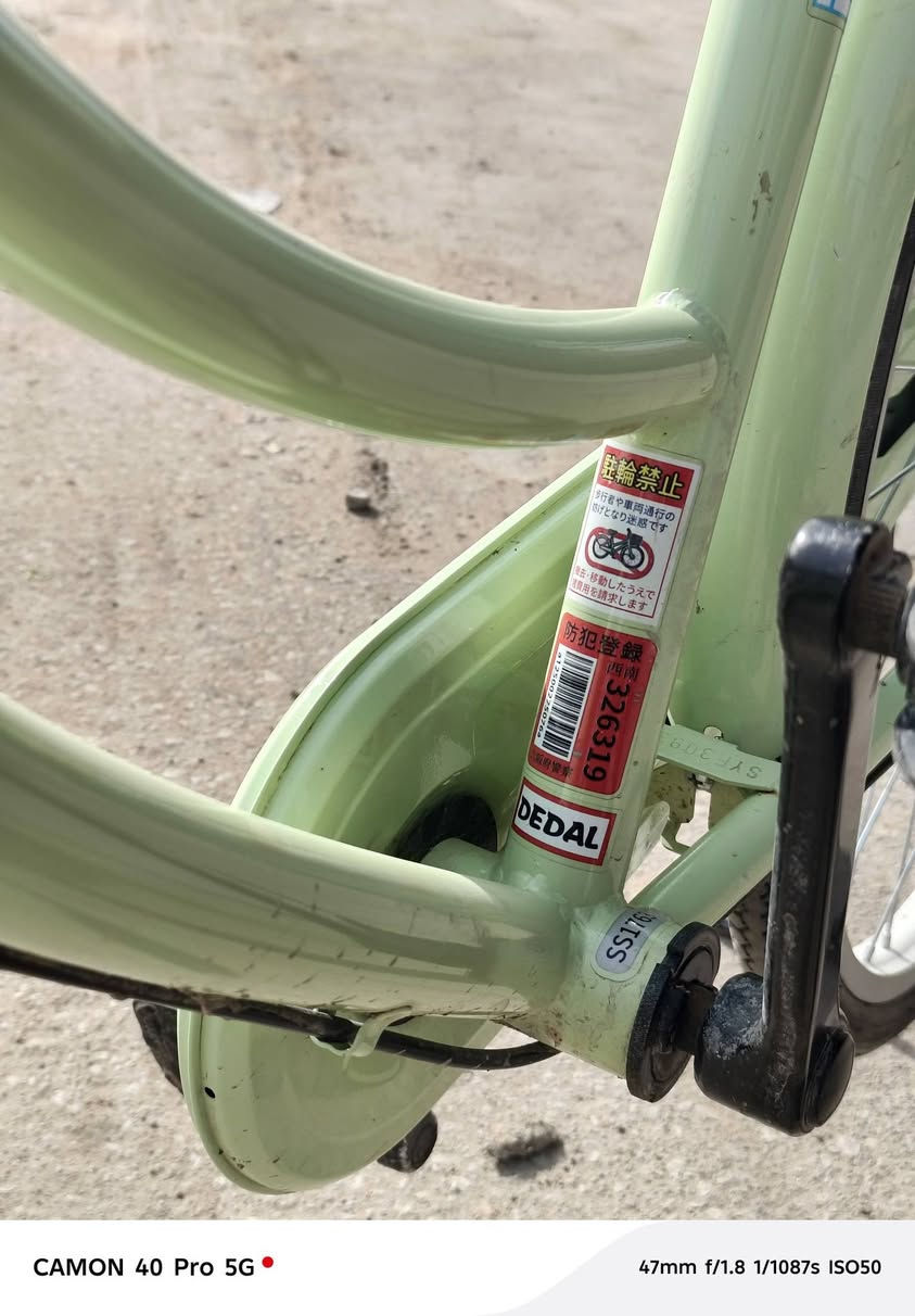 سلام عليكم 
باسكل للبيع او مراوس 
باسكل لون بطيخي 🍈
موديل 22/4
السعر 130 
مكان نجف حي ميسان


**إذا كنت صاحب هذا الإعلان وتريد حذفه لأي سبب، رجاءا أرسل رسالة إلى الدعم الفني**