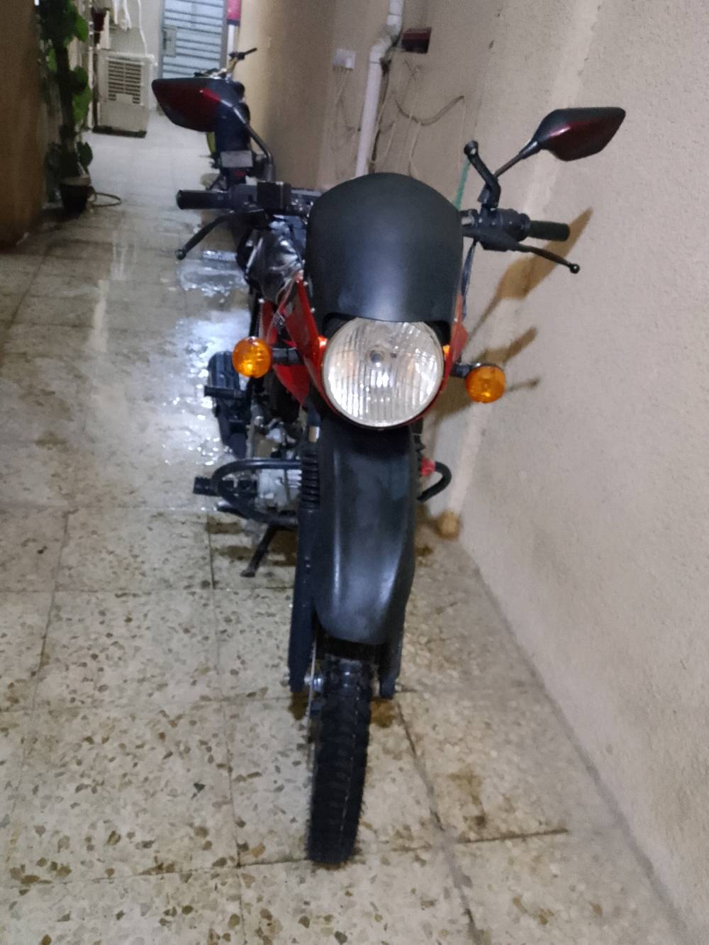 دراجه بوكسر جبلي ٢٠٢١ بدون ارقام اوراق كامله دراجه كامله مال شغل سعره ٧٥٠ وبيها مجال حك الجيه عنواني بغداد الجديده