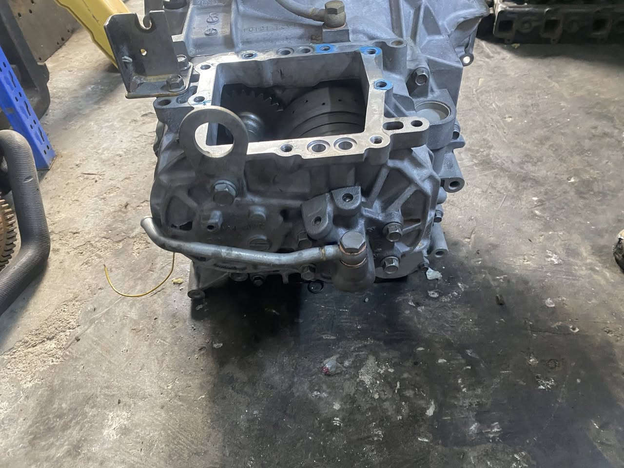 توفر كير كامل مع التورباين  نقص كانترول فقط  s4s

للاستفسار ***********
