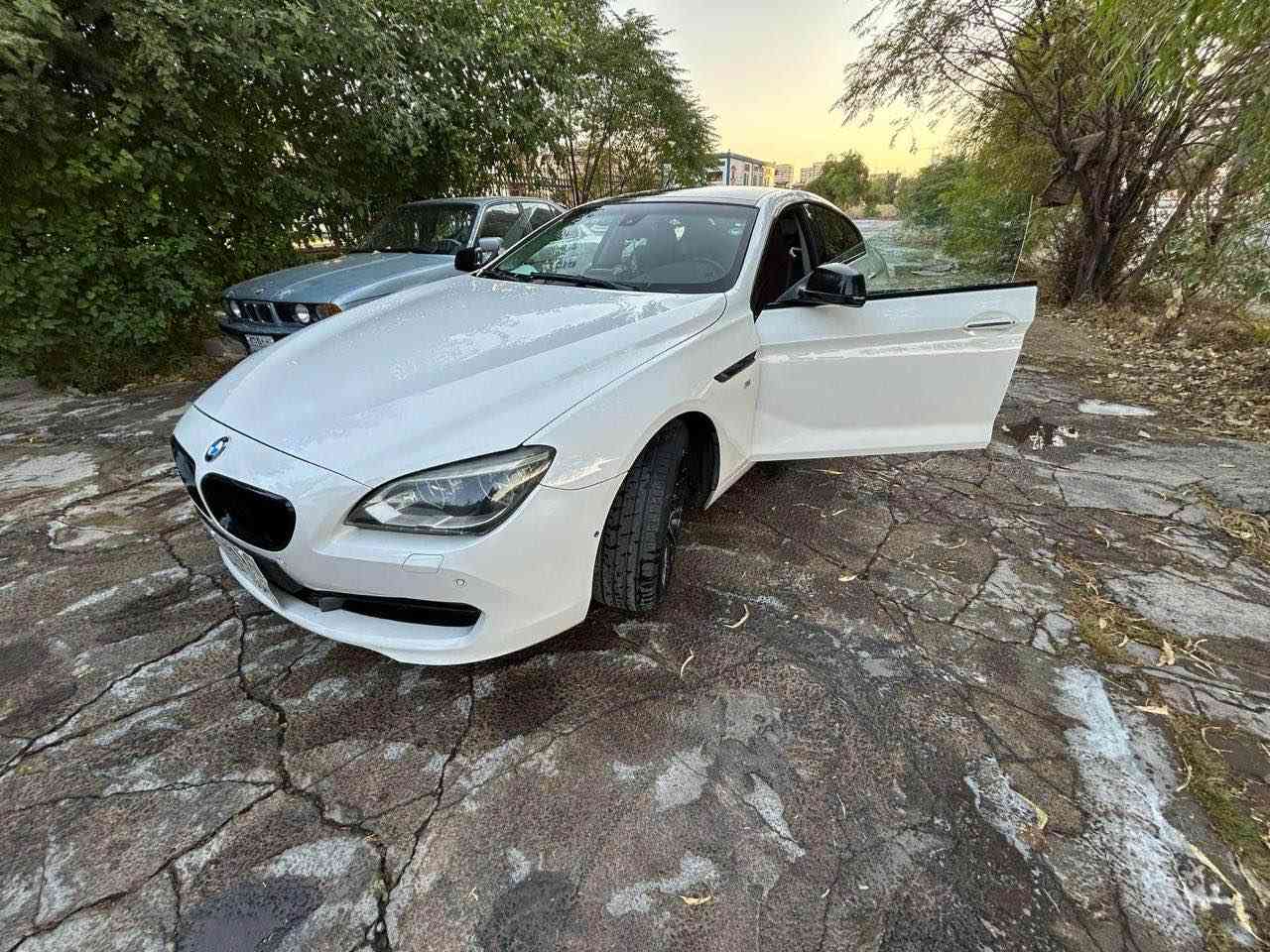 Bmw640
 2014سلايت ٣ به رده به  سمه  ده ركا شه فت  ٣ بست سارده كوتي هه يه گير و مه كينه به شه رت 640 حجم ١٦١ هه زار رويه سعر ١٨٥ ورقه

***********بس واتس اب 
*********** أربيل, العراق
