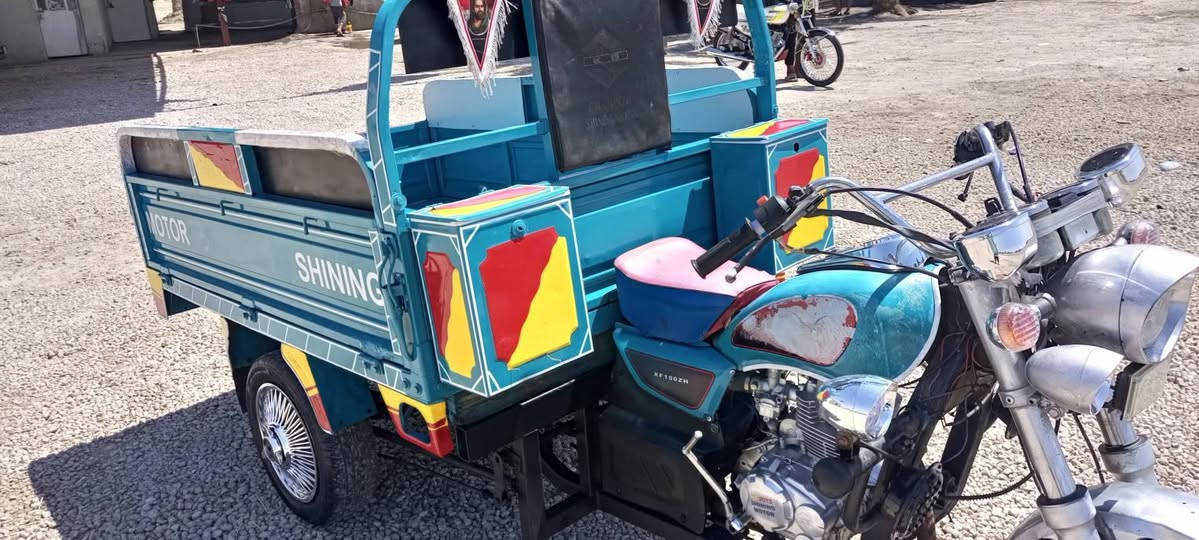 ستوته صقر لبيع
مكفولة من كلشي 
موديل 2019
بابل الحمزة الغربي اتصل وبيك خير و تدلل
‏‪***********‬‏
