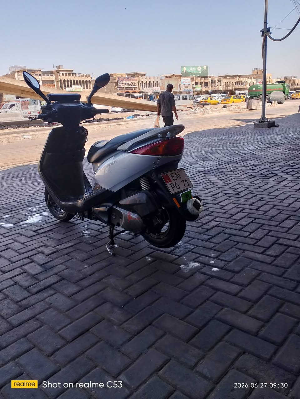 السلام عليكم دراجه بريز ببغاء للبيع دراجه مضيفه للبيع السعر 950 *********** مكان بغداد الشعب
