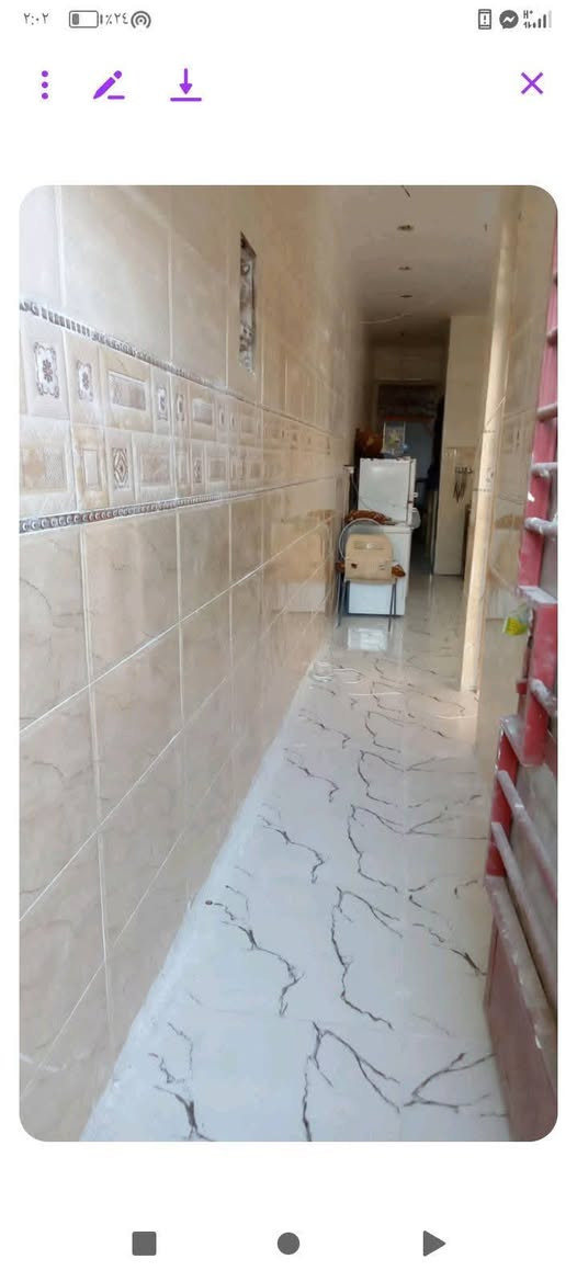 الدار للبيع في منطقة 3/10بصف التراث البياع المساحه ١٠٠متر الواجهه 5ونزال20 بناء ٢٠٢٣ طابقين طابق الأول كامل غرفة واستقبال وصاله كبيره ومطبخ وصحيات ومنور وطرمه وطابق الثاني غرفتين وصاله وصحيات بس مامسقف  مربع الثمنتلالف قريب على شارع ١٥ مخدومه مي ومجاري وكهرباء بس تبليط بعدا ***********
