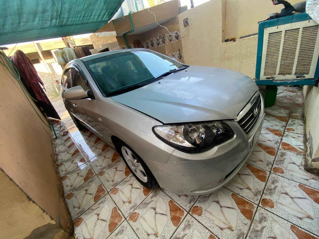 السلام عليكم اخوان افانتي 2007 جهازه من كلشي تدفه تبريد منضومه جديده صدر خلفي وأمامي جديد بيها رش احزام فقط لن تعرفون السلفر يجرد بدون حادث سياره مال بيت اريد مراوس مكينه كير شرط ع فحص  اريد مراوس ب سوناتا رقم الهاتف *********** سياره بسمي سنويه لغايه 2028
