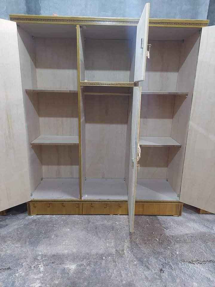 📍حله شاوي نزله العيد
⚘️كناتير وبوفيات نضد
🛑البيع باسعار تنافسه
☎️للحجز والاستفسار
📞*********** حلة, بابل
