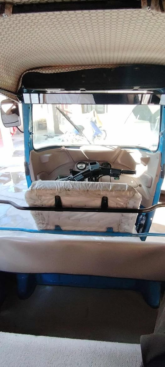 السلام عليكم تكتك مديل21 رقم وسنويه مكينه مجفته شركه قبل سبوع  ناعمه كلش ولبدي بي ضربات شوف العين تجي تكلب وتقتنع
السعر6500
***********
