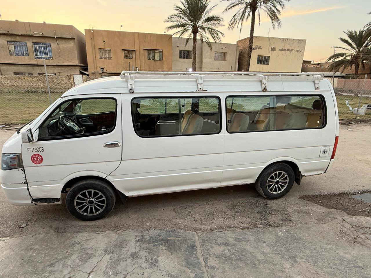 سلام عليكم جنبي موصليه ١٤ بسم رعد عزت ما عليه اشاره حجز السياره جاهزه تخم تاير باتري جديد مشط جديد السعر ٤٥ وبيه مجال المكان الناصريه  السياره احلا من الصور ***********
