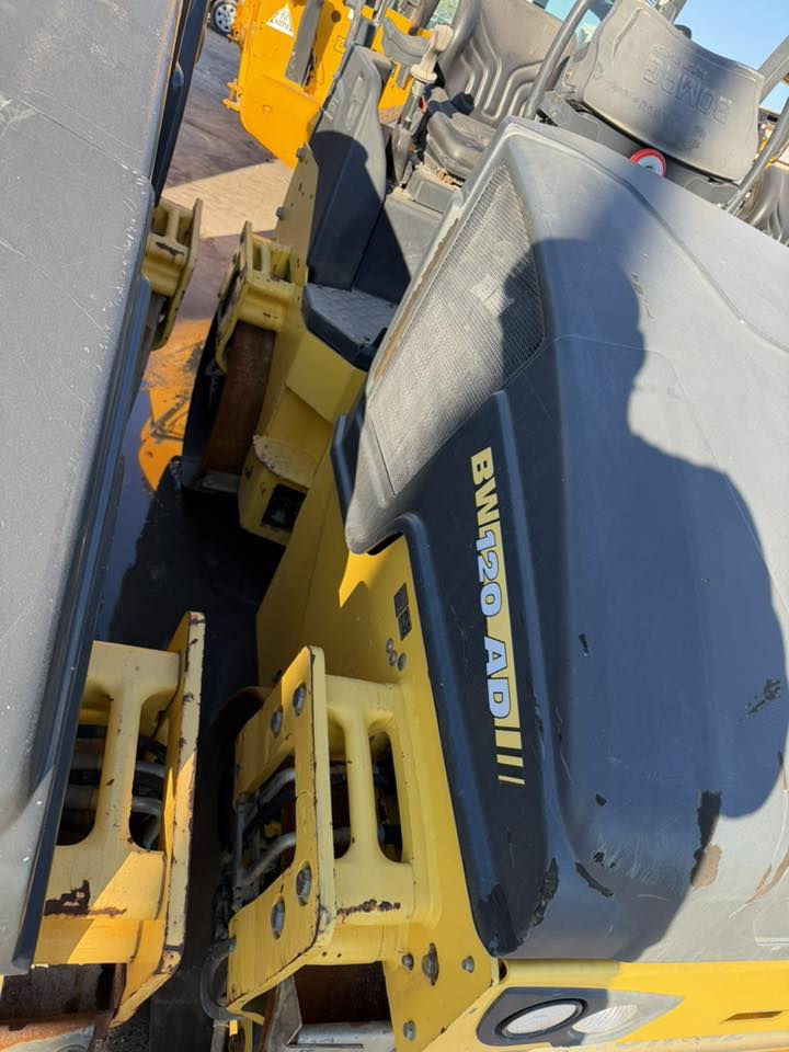 Bomag 120 
2011
0750 286 2006
