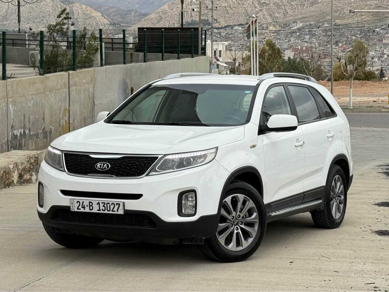 KIA SORENTO 2014 
خليجي 
محرك JDi قبغ محرك فترح 
السيارا ما بيها مصرف دينار
السيارا بدون صبغ
رقم سنويه جديد
ماشبه 188 كيلو
مكان السيارا دهوك
السعر 155 ومجال
للستفسار//
***********
***********
موصفات //
خليجي
تحكمات ستيرن
كامرا
حساسات
برداد دهوك, العراق
