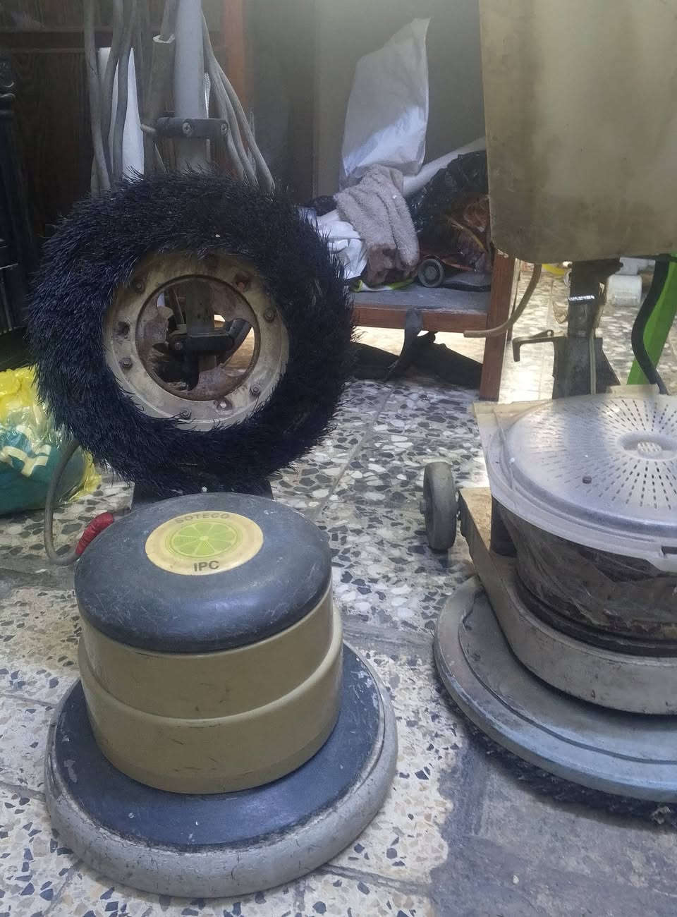 للبيع 650 كلهم مابيع مفرد


**إذا كنت صاحب هذا الإعلان وتريد حذفه لأي سبب، رجاءا أرسل رسالة إلى الدعم الفني**