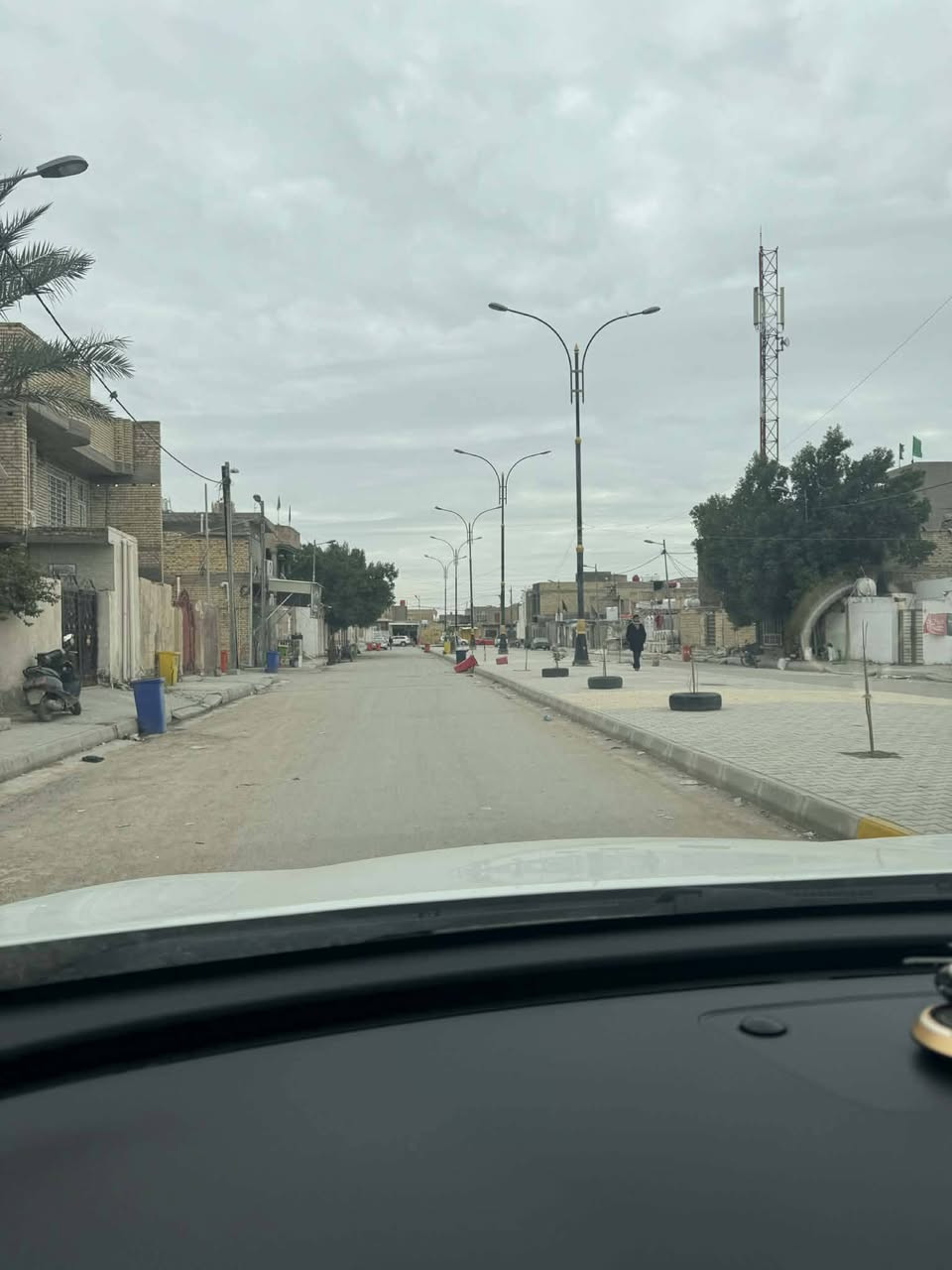 مشتمل للبيع في منطقة حي الجهاد محلة السجاد بالقرب من مدرسة الكوثر  مساحة 5*20 بشارع عرض 24 متر الاتصال على الرقم ***********
