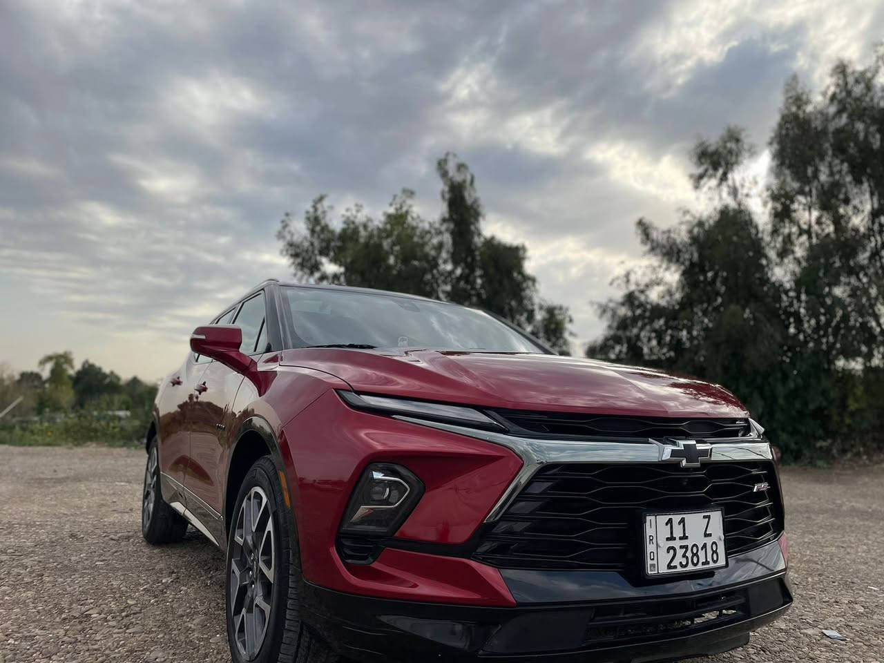 -السلام عليكم
Chevrolet Blazer RS 2023
* محرك 3.6 لتر V6
* قوة 308 حصان
* ناقل حركة أوتوماتيك 9 سرعات
Apple CarPlay + Android Auto + إنش 10 شاشة *
Bose نظام صوتي *
* شحن لاسلكي
* كاميرا خلفية + حساسات
* نظام أمان متكامل
* مقاعد جلد رياضية (RS)
* تبريد وتسخين مقاعد
* تشغيل بصمة
* إضاءة LED كاملة
باقي المواصفات معروفه ، مكان السياره بغداد
السياره ماشيه 28.300km
صور الحادث مرفقه
السعر $19.000
للاتصال ***********
