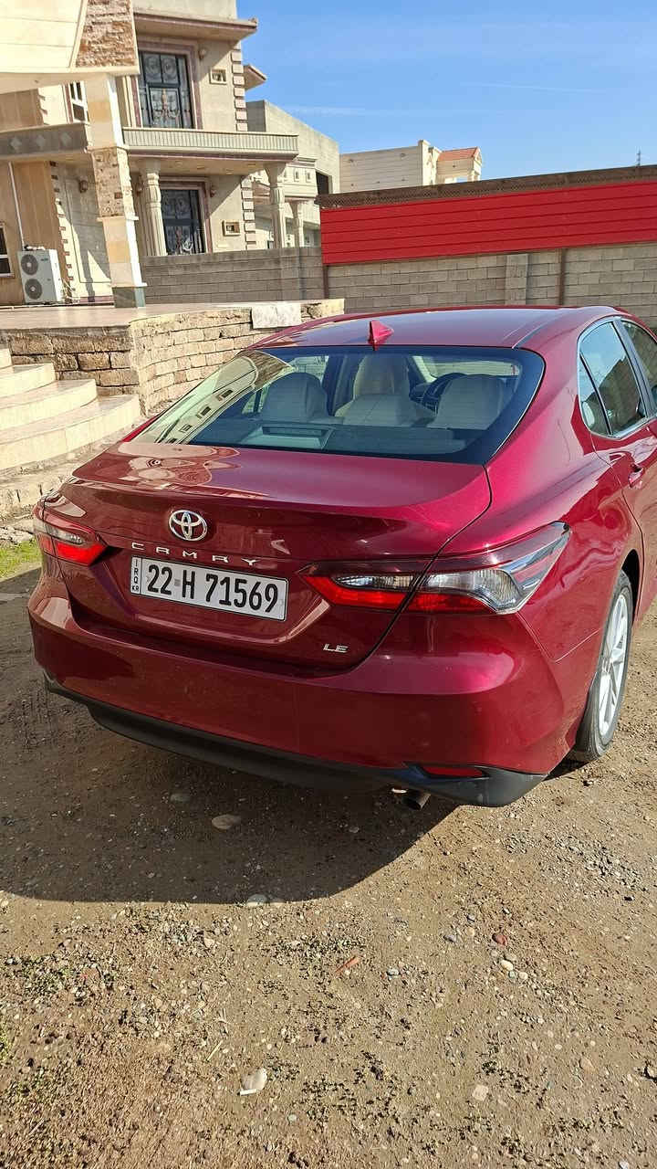 إعلانات بيع كامري 2022 جاهزة
الموديل: 2022.

الفئة: LE.

الممشى: 66,000 كيلومتر فقط.

الملكية: السيارة باسمي والتحويل مباشر.

الحالة: السيارة نظيفة جداً وجاهزة للاستخدام، الضرر في الچاملغ الامامي في الجانب الأيسر فقط (موضح بالصور) وتصليح درجة أولى. باقي السيارة مكفولة.

السعر والموقع:

السعر المطلوب: 215 ورقة ($21,500) وبيه مجال بسيط جداً

الموقع: صلاح الدين - قضاء العلم.

للتواصل والاستفسار:

رقم الهاتف: ***********
