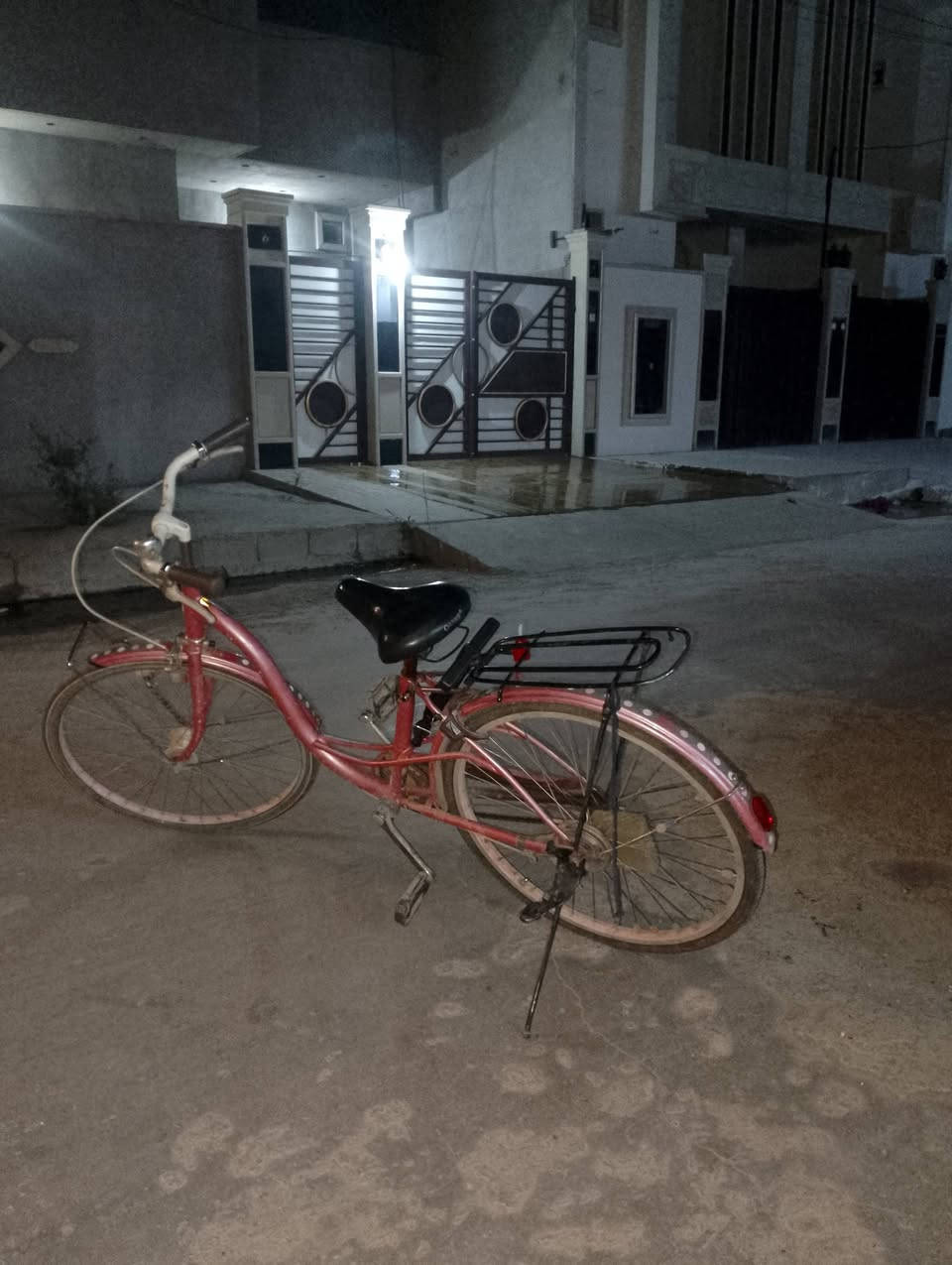 باسيكل للبيع حجم 24 باسيكل جديد السعر 80 وبي مجال المكان حي الوحده


**إذا كنت صاحب هذا الإعلان وتريد حذفه لأي سبب، رجاءا أرسل رسالة إلى الدعم الفني**