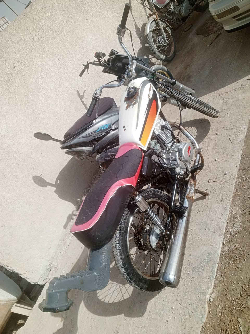 دراجه للبيع اوراق موديل 22 مكان بصره ابو الخصيب/ ***********
()  سعر 750
