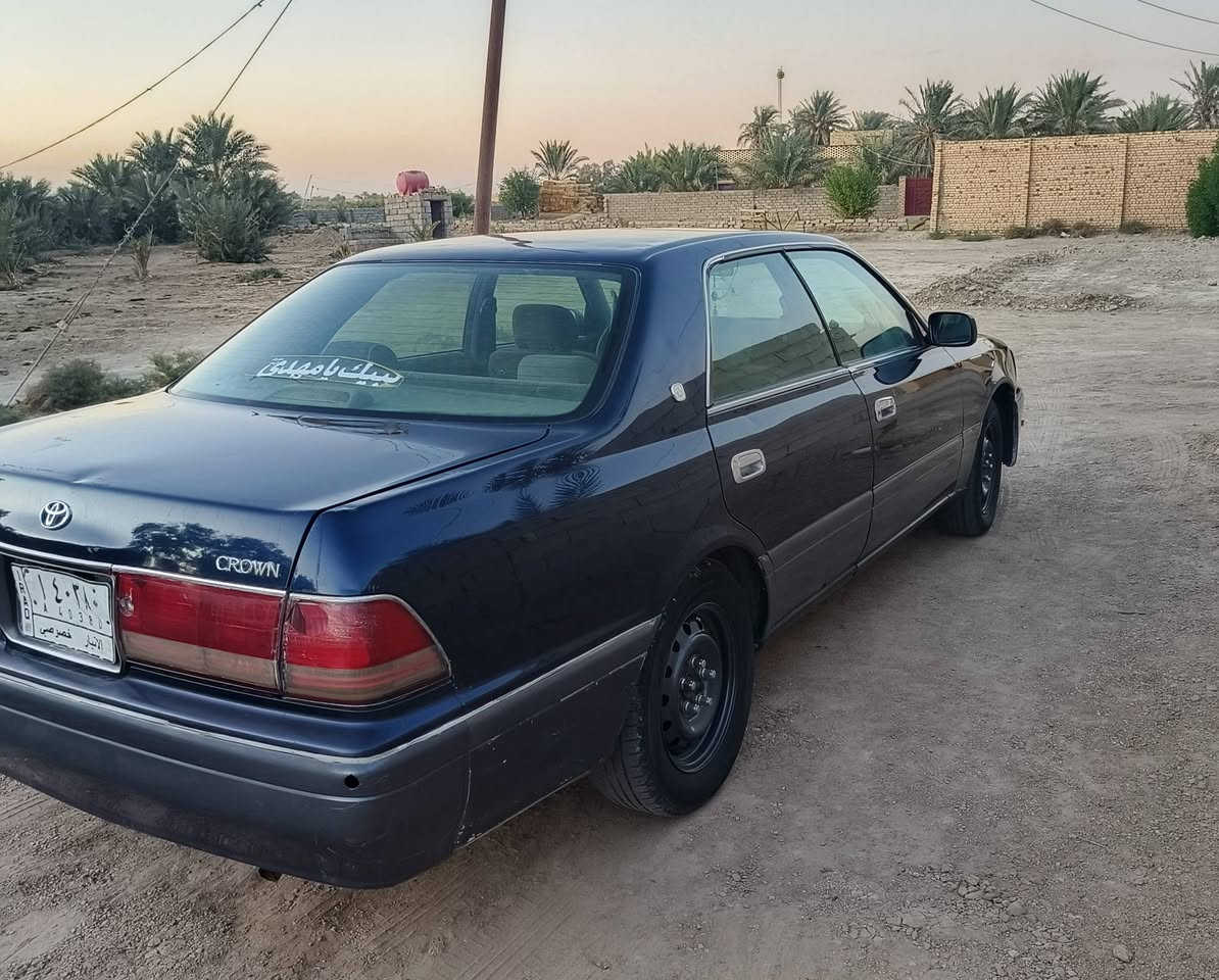 السلام عليكم سياره رأس الثور موديل 1998 كفاله عامه سنويا 28 خاليه من العيب الشرعي والضربه القوية مكينه توني شادهه نظافه فول المكان قضاء الغراف للاستفسار واتساب ***********
