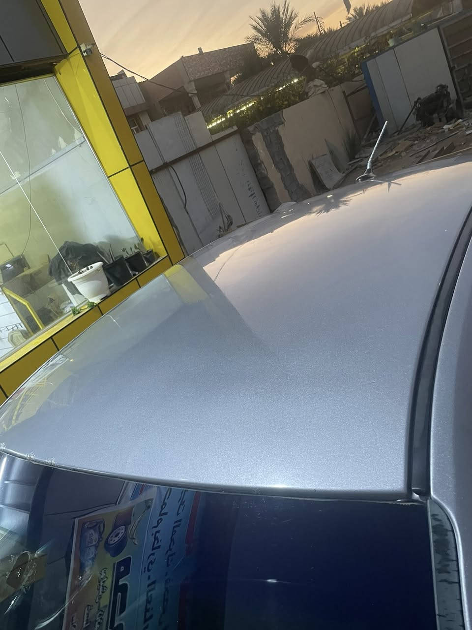 سلام عليكم  
‏c200  2013 
 محرك ٢٤٠٠  الگير 6 نمر  تبريد ثلج  
بيهة جراد ربع البنيد 
حادثها بامريكا الجاملغ الامامي الايمن مبدل والجاملغ الخلفي عكس السائق مصبوغ للجماليه صور الضربة مرفقة بالمنشور 
سيارة ليبل واحد 
رقم بابل سنوية لل٢٠٢٦ المكان الحلة  للتواصل *********** بي واتساب السعر 85$ وبي مجال
