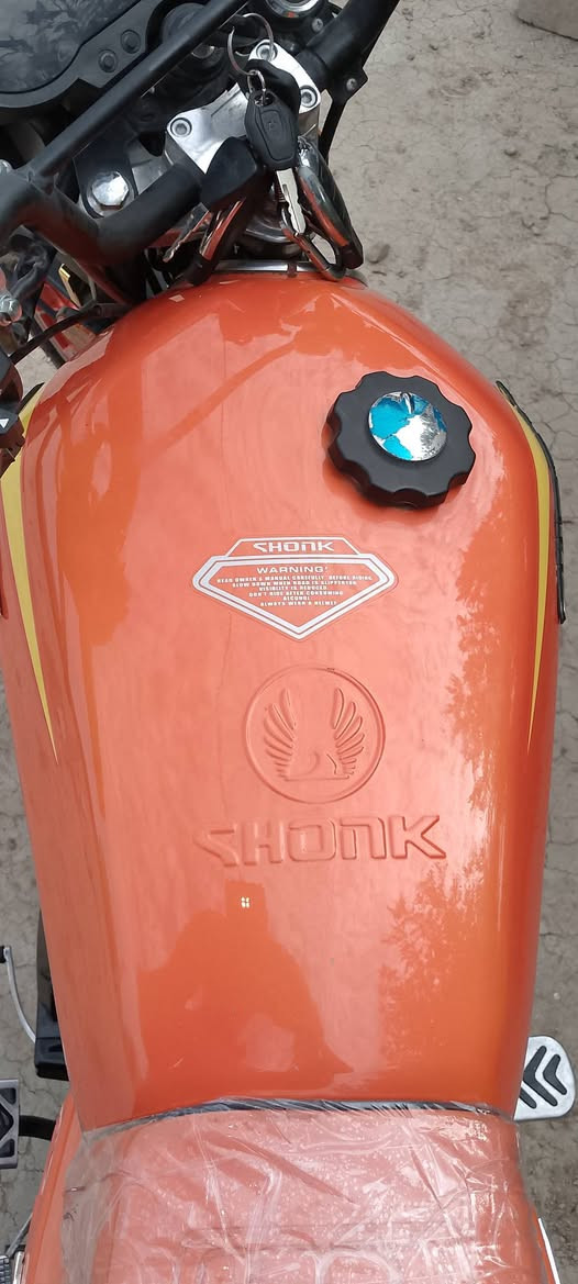 السلام عليكم  
دراجه سونك موديل 2025.لون مميز اوراق كامله دراجه كارتون صارلها شهر من طالعه من الوكيل دراجه محفوضه. برغي مامفتوح بيها دبل دسك تشغيل عن بعد بلوتوث   3 سويج بصمات تشغيل عدد 2.  مكينه cm200.    دراجه بحاله الزيروو علما الدراجه احلى من الصوره.. الاستفسار. ***********
