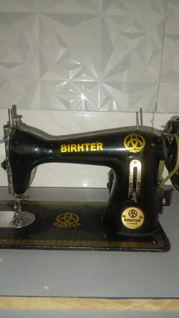 السلام عليكم ‏ ‏‪ 0771 164 9044
مكينه خياطه لبيع شاهد لله على كلامي لو مو محتاج فلا ابيعها شغاله جاهزه مكاني بغداد العبيدي الرئاسه شارع معمل الغاز
