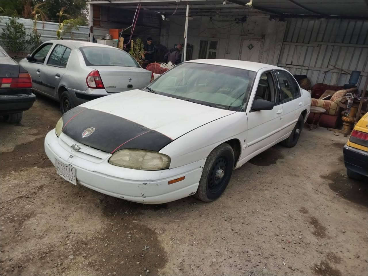 سلام عليكم الومينى كير ومكينه مكفولات بيع او مرواس رقم بغداد العنوان بغداد حي الجهاد *********** كورك***********
