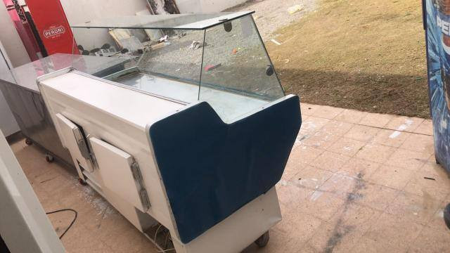 ثلاجة عارضة لحوم ودواجن للبيع
ثلاجة ربي يبارك بسم الله مشاء الله 
السعر2300د
0934401618


**إذا كنت صاحب هذا الإعلان وتريد حذفه لأي سبب، رجاءا أرسل رسالة إلى الدعم الفني**