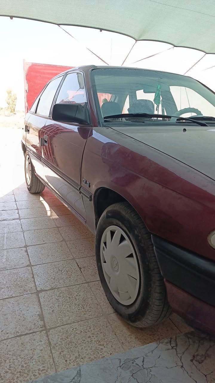 (ياالله) متاح استره صالون رقم نينوى انكليزي موديل 92 بسمي سنويه الى 2029 كير محرك شرط طخ تايات جديدمكفول مابي اي نقص بس دوائر دوسات فقط مصلح مرتبها على ايدي استفسار ع الرقم ***********
