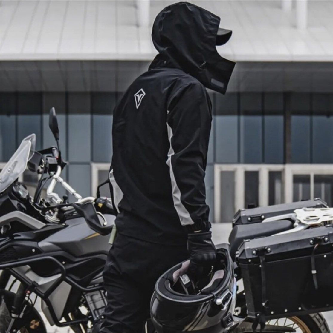 متوفر  بدلة مطر للدراجات النارية من SULAITE، مقاوم للماء، يتكون من جاكيت وبنطال مطر 
قياس XL


**إذا كنت صاحب هذا الإعلان وتريد حذفه لأي سبب، رجاءا أرسل رسالة إلى الدعم الفني**