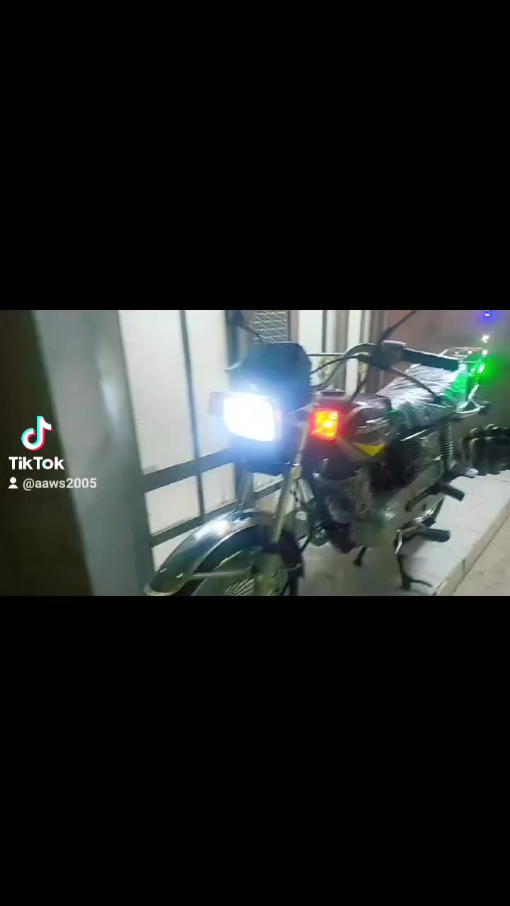 السلام عليكم نامي برو موديل 21 محرك شرط لاصرف لابخار كهربائيات كلها شغال لايت اشاير  باتري جديد ماطور نضيف مابي أي عيب سعر 350 مكاني كركوك ***********
