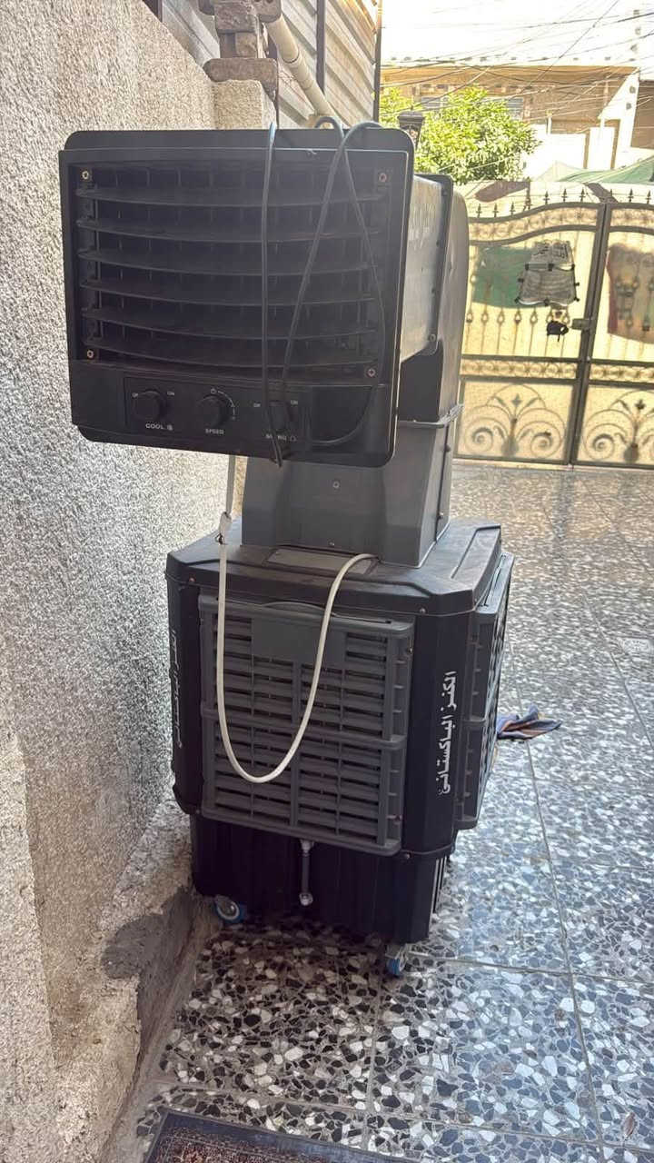 مبرده للبيع نضيفه استعمال قليل
ب250وبيها مجال حجم الوسط


**إذا كنت صاحب هذا الإعلان وتريد حذفه لأي سبب، رجاءا أرسل رسالة إلى الدعم الفني**
