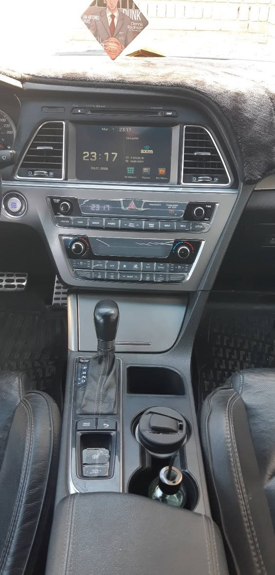 سوناتا 2016

فووول لمتدد 
_الموصفات
1_فتحه سقف بنراما 
2_بصمة تشغيل
3_بصمة ابواب
4_نضام ترحيب
5_شاشة كبيره
6_كامرة دوار
7_رادار امامي
8_رادار جانبي
9_مثبت سرعة
10_تحديد مسار
11_كشنات جلد اسود
12_تدفئة كشنات امامي وخلفي
13_تبريد كشنات امامي وخلفي
14 _كشنات كهرباء
15_جام AOTO
16_3وضيعات قياده
ايكو وسبورت ونورمال(الاعتيادي )
17_لايتات AOTO
 18 لايت بلادي ابيض
19_لد ليلي لد نهاري حسب وضعيه ضلام ونهار
20 بالسوناتا
21_سايد بريك بصمه
23_اشاير بالمري
24_سستم صوت سمعات انفنتي
25_دمام خلفي
26_شفتات ستيرن
27_ستيرن حرف Dالسبورت
28_تحكمات ستيرن جهتين
29_كشنات خزن 
30_بردات خلفيه بلادي وأجنبيات 
31_تحكم تبريد بيانو
33_رادار امامي توقف ذاتي
34_اربع4 اكزوزات بلادي
35_ويل حجم 18 سبورت
36_دواخل لون اسود ملكي
37_نقط عمياء
38_تحكم مري كهرباء
39_سستم ستيل
40_حساسات امامي خلفي
41_مانع انزلاق
42_توقف ذاتي
تايرات حداديه
السعر 130

رقم  ***********
