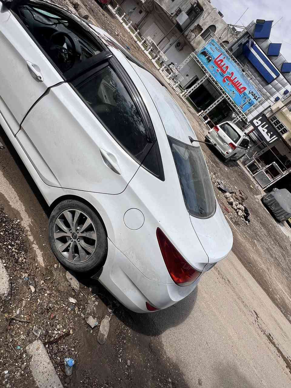 السلام عليكم اكسنت 2017  خليجي محرك 1600  فول مواصفات شغله وتمشي للبيع على حادثها  العنوان بغداد ***********
