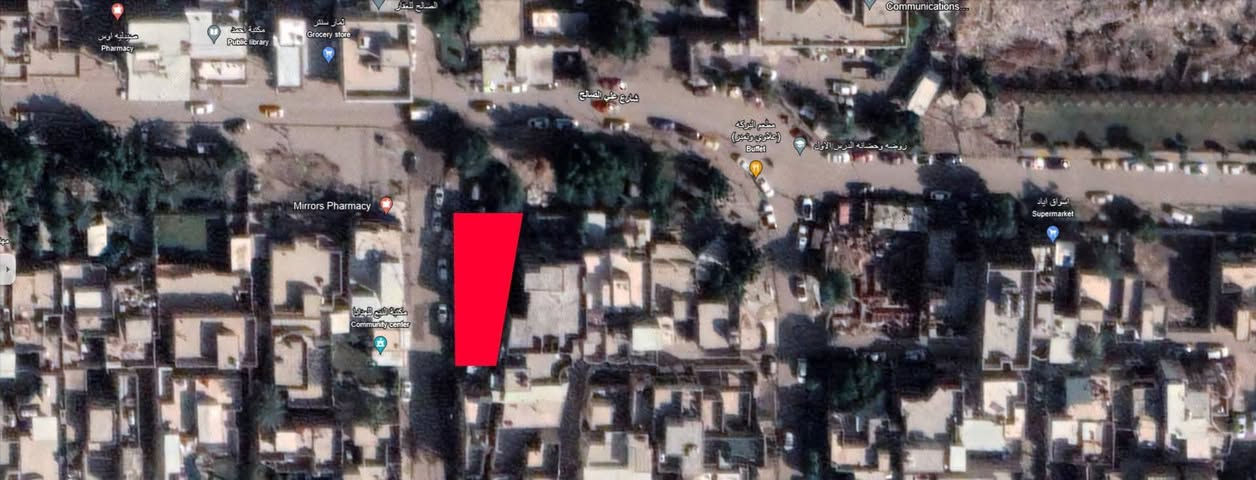 عقار تجاري ركن للبيع (دار قديم/هدم) 247 متر ، (واجهة 11.6 متر، نزال 26.5 متر)، في منطقة علي الصالح ( العقار ركن على شارع علي الصالح التجاري قرب صيدلية المرايا , يصلح لبناء عمارة تجارية)، امام العقار رصيف عريض (20 متر) ، سعر المتر 5,750  مليون و بيه مجال بسيط.

للتواصل الاتصال على  : ***********  او  ***********
