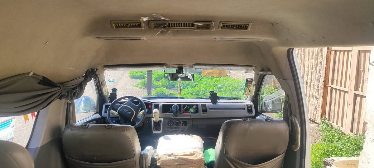 سلام عليكم هايكر موديل 2017 مكينه جديده مشط ستيرن جديد حداديه صدر امامي خلفي جديد تخم تاير جديد تبريد ثلاجه السيارة خير من الله كبل للشارع السعر 155بيه طخه بل باب السلايت من جوة من اخذتها السيارة عله وضع الشركه درع امامي خلفي نيكل جديد وتخم ويل كبات و طوك مشدود بل سيارة ***********
*********** مامتواجد عل فيس بوك بيع فقط لحد يخابر مراوس
