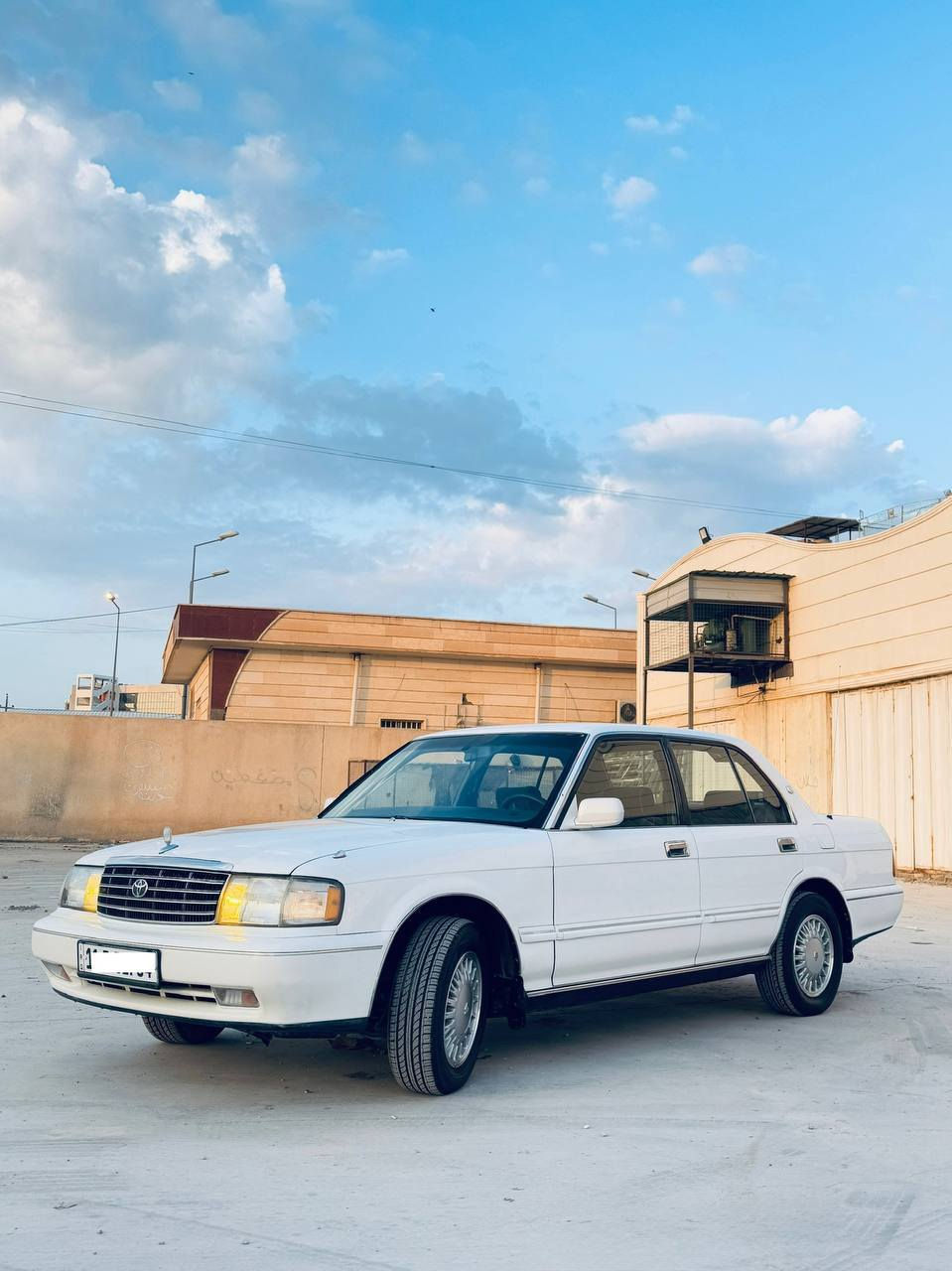 أرنب أيسر ابلاد كفاله من كلشي موديل (1994)

محرك (3000)

رقم بغداد انكليزي

تحويل ثاني يوم

 دواخل ازرك سياره جاهزه من كلشي مكان سياره ناصريه حي سومر

*********** ***********
