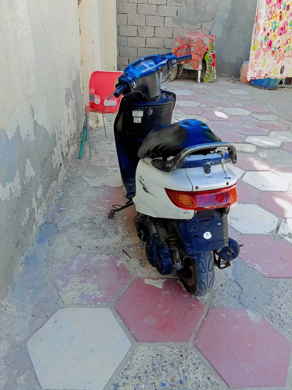 دراجه فراشه للبيع كله شغاله لايت بك لايت اشاير امامي خلفي هورن سلف هندر مكينه مجفته مره وحده مكينه ناعمه السعر 325 وبيه مجال البصرة كرمه علي وبخدمة الشراي *********** اتصال وتساب

